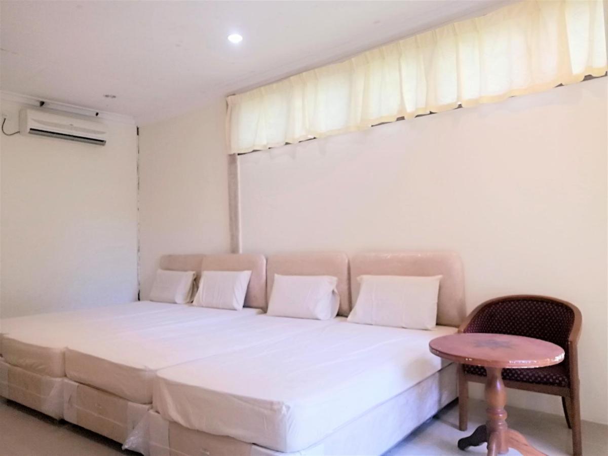 Oyo 89954 D'Yan Chalet Luaran gambar