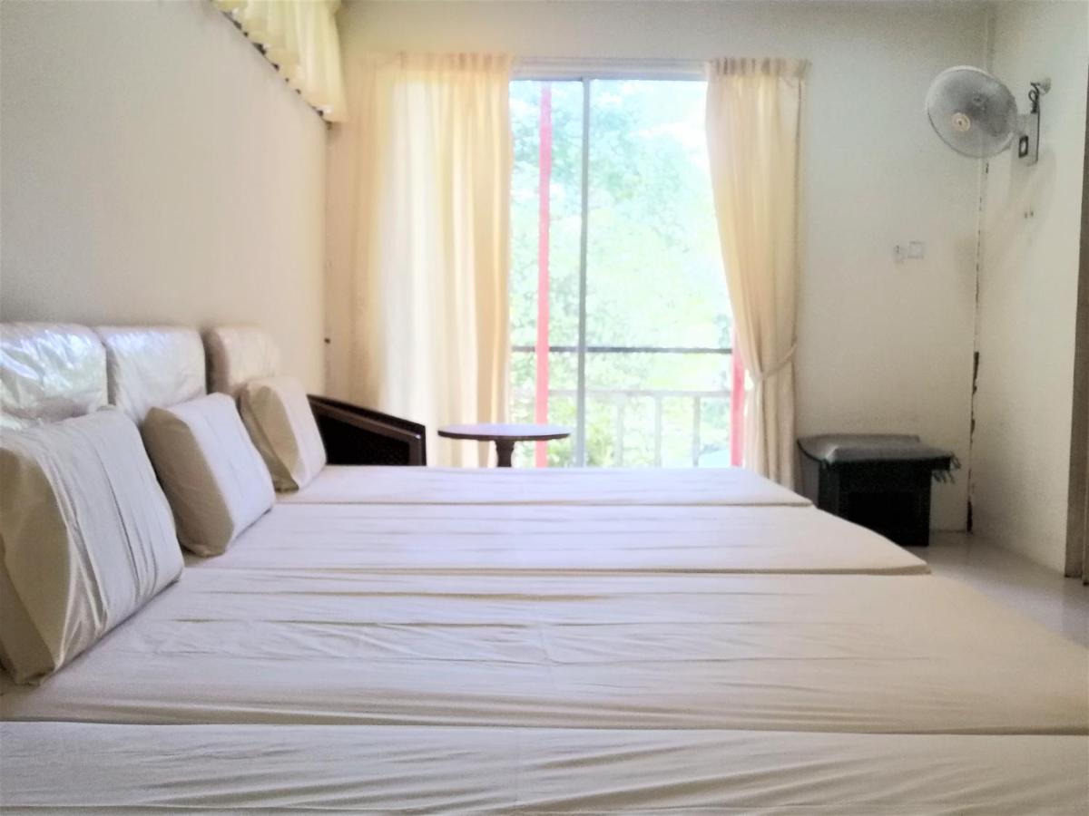 Oyo 89954 D'Yan Chalet Luaran gambar